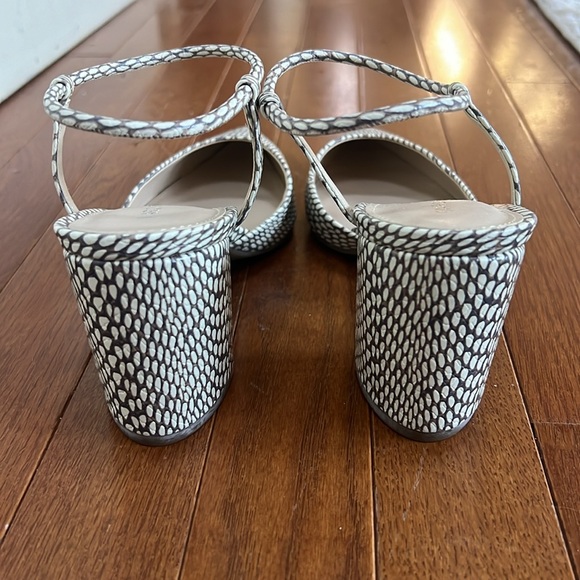 Marc Fisher Velise ankle strap pointed toe heels size 8M - Picture 3 of 5